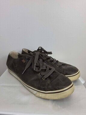 UGG Vanowen Men's Dark Brown Leather Low-Top Sneakers